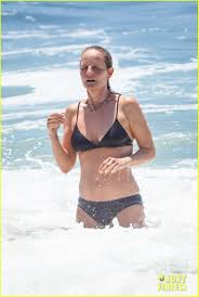 Helen Hunt Takes a Dip in a Bikini at the Beach in Malibu: Photo 4468420 | Bikini, Helen Hunt Photos | Just Jared: Entertainment News