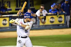 ¡Simmons Enciende la Rivalidad! Jonrón Decisivo da Victoria al Magallanes