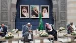 بالصور.. استقبال رسمي لـ"الطيب" بالسعودية