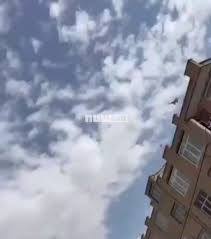 🚨🇮🇱🇮🇷 Third wave of airstrikes on Iran reportedly begin hitting Tehran Source: Yediot News