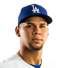 Edgardo Henriquez logs clean frame as opener