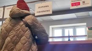 Zegar tyka, termin mija o północy. Wszystko, co musisz wiedzieć o PIT