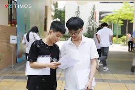 Đỗ lớp 10, học sinh băn khoăn chọn tổ hợp môn học ở bậc THPT