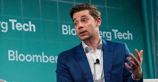 Another OpenAI executive takes off