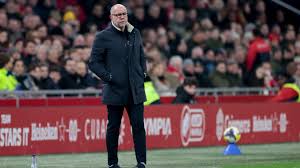 🔴 Traditioneel lastige uitwedstrijd voor Ajax • AZ later vanavond tegen oppermachtig PSV