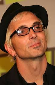 Musician Art Alexakis of the group Everclear arrives to the VH1 Big in &#39;06 Awards held at Sony Studios on December 2, ... - Art%2BAlexakis%2BEverclear%2BTurns%2B50%2BTZm5bgGgcH0l