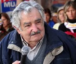 José Alberto Mujica Cordano, actual candidato a la presidencia de Uruguay por el Frente Amplio, está ligado a la historia de su pueblo. - pepe-mujica-uruguay-298x250
