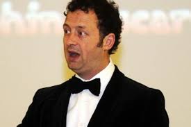 Matt Allwright returned to The Dolphin School to give out the awards. A glitzy Oscars ceremony was held at a Hurst school with a well-known former pupil ... - C_67_article_2093579_body_articleblock_0_bodyimage