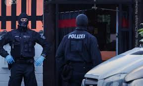 ألمانيا: حملة أمنية واسعة ضد عصابة دراجات نارية .. 1200 شرطي واعتقال قيادي