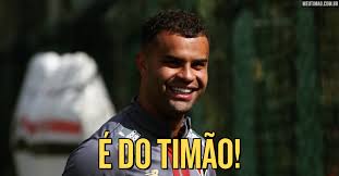 Corinthians acerta moldes de pagamento e finaliza novela por contratação de volante do São Paulo