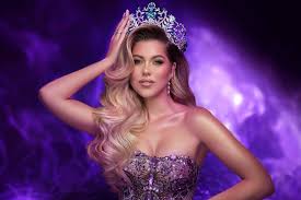 A Fazenda 18: Eduarda Braum, modelo, é confirmada no reality show