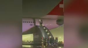 Pożar w samolocie do Zurychu. Ogłoszono stan alarmowy, są ranni