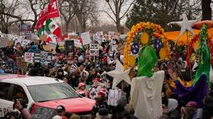 Video captures Minneapolis immigration arrest in a city on edge after shooting of Renee Good