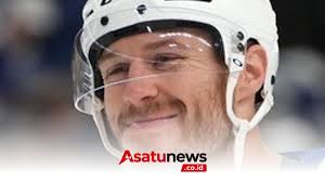 Ian Cole Scores Goal in Mammoth Playoff Loss to Golden Knights