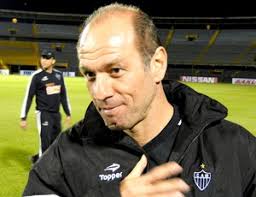 O auxiliar técnico Ivan Izzo comandará o Atlético-MG na decisão da vaga para as quartas de final da Copa Sul-Americana, na noite desta quarta-feira, ... - ivanizzo_gcom.jpg_95