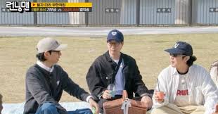 지예은 열애 아이콘