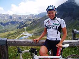 Hobby - Triathlon - Eva Dollinger - Triathlon ist für mich die ...