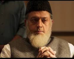 Image of Gulshan Grover as Maulana Kader Usmani in Sooryavanshi Movie