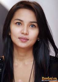 Hasil gambar untuk bugil telanjang NAJWA SHIHAB indonesia presenter tv