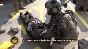 ハンガリー治安部隊、約130億円を運搬中のウクライナ現金輸送車を急襲 7人拘束 両国の対立深まる（ロイター）