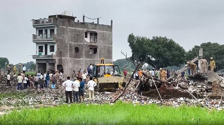 11 killed in massive explosion at illegal firecracker factory in UP's Kaushambi; several houses collapse