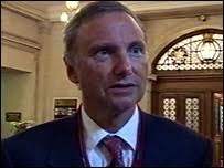Tony Attwood. Dr Attwood believes the criminal justice system should be better informed - _41388411_attwood_203
