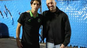 Se conforma afición santista con debut de Lucca Vuoso