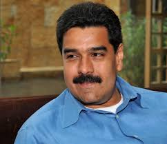 Maduro ironiza Roberto Carlos por anúncio de processo
