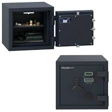 Chubb Grade 5 Size 40 by Chubbsafes | £100,000 Cash Rating