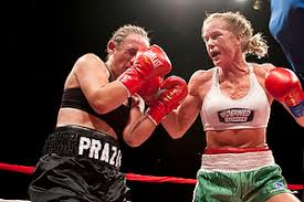 Diana Prazak | Girlboxing - 06-holmprazak-010