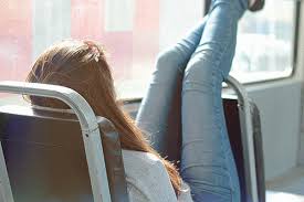 Résultat de recherche d'images pour "sad girl fashion cute"