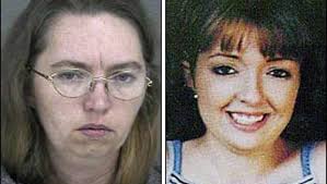 Lisa Montgomery (left) and the woman she is accused of killing, Bobbie Jo Stinnett (right), before cutting her open to steal her unborn baby girl. - image662172x