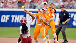 Florida vs. Tennessee: WCWS Elimination Game