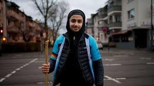 (S+) Köln: Warum muslimische Jugendliche fegen, während andere ihren Rausch ausschlafen