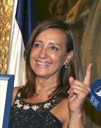 La alcaldesa de Jerez, Pilar Sánchez Muñoz, estaba ya presente en Facebook hace tiempo a través de una página informativa creada gracias al buen trabajo de ... - pilar-facebook