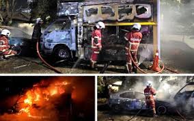Fireworks Stall, Two Vehicles Destroyed In Johor Bahru Fire