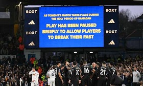 Leeds say boos during Ramadan pause 'disappointing'