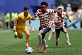 USMNT ‘clown’ Weston McKennie is always at center of things as unorthodox World Cup force