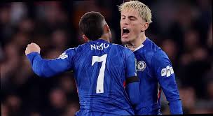 Chelsea vs Nottingham Forest: Neto y Garnacho fuera