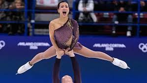 Favorites stumble in pairs short program at Milan Cortina Winter Olympics