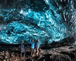 Ice cave in Icelandの画像