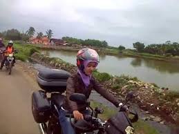 Hasil gambar untuk modifikasi touring motor tiger