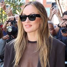 E! News - News update