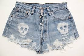 Resultado de imagem para diy customização de shorts