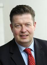Vorgänger Dr. <b>Jürgen Hinz</b> beendet seine aktive Tätigkeit zum 1. April 2006 - Schaefer