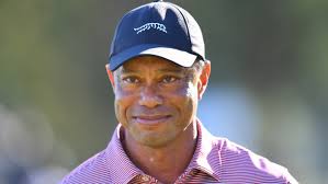 Tiger Woods Pays Tribute To Notah Begay At Payne Stewart Award Ceremony
