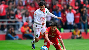 Chivas recupera a dos hombres clave para juego ante Monterrey