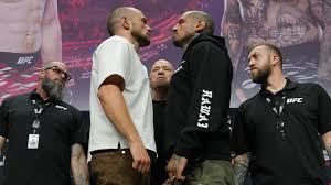 Encaradas da Coletiva de Imprensa | UFC Belgrado: Medic x Rodriguez