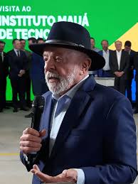 Daniela Lima: Pesquisa: Um de cada três eleitores vota em Flávio apenas por rejeitar Lula