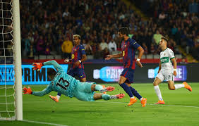 برشلونة يستعيد نغمة الانتصارات بالفوز 3-1 على إلتشي